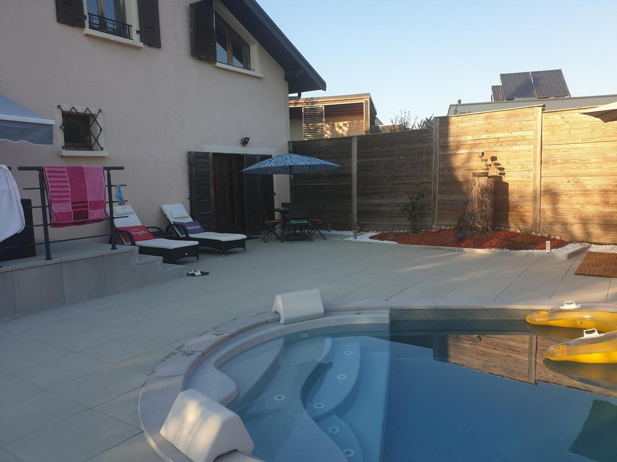 Maison Le Lézard chez Amalia et Fred Thonon-les-Bains Esterno foto